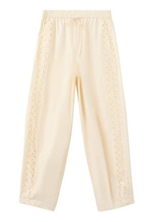 Pantalones holgados de color crema con cinturilla elástica y cordón, con paneles decorativos de encaje con ojales a lo largo de ambos laterales exteriores.
