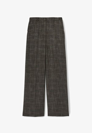 Pantalones de pierna ancha de color gris con un diseño estampado y un acabado texturizado, que cuentan con un frente plano y una cinturilla, además de una silueta suelta y relajada.