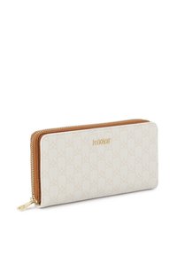 Biela peňaženka s textúrovaným vzorom a zlatými doplnkami, s hnedou zipsovou obrubou a logom na prednej strane. Obdĺžnikový tvar.