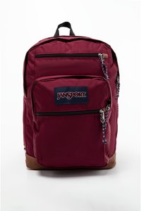 Sac à dos bordeaux avec plusieurs poches zippées, en tissu, avec patch logo, zips noirs et accent inférieur marron. Dispose de bretelles rembourrées.