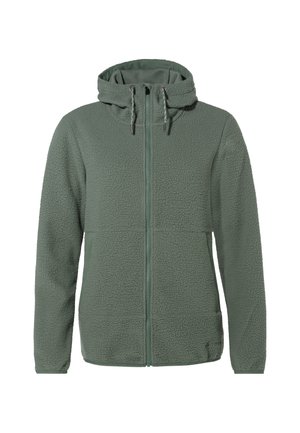 Giacca in pile verde spento, con chiusura a zip, cappuccio, due tasche frontali e una superficie strutturata per mantenere il calore.
