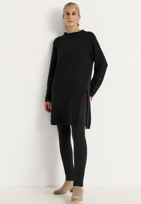Cellbes of Sweden WITH VENT - Striktrøje - black