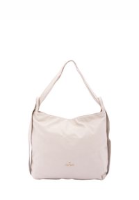 Borsa in pelle beige con un design morbido, spallaccio spesso e accentuazione del logo in tonalità oro al centro in basso. Texture liscia.