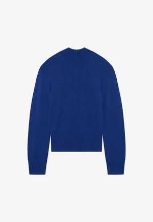 Blauwe gebreide trui met een geribbelde ronde halslijn, lange mouwen en geribbelde boorden en onderkant. Zachte textuur met een getailleerde pasvorm.