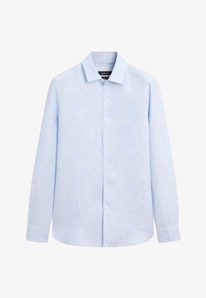 Hellblaues Langarm-Button-up-Hemd mit klassischem Kragen und Manschetten, aus einem strukturierten Stoff gefertigt, auf weißem Hintergrund präsentiert.