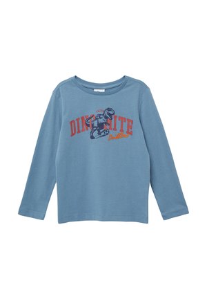 T-shirt in cotone blu a maniche lunghe con grafica di un dinosauro, con testo "Dino-Mite Drillers" in rosso e giallo, colletto rotondo e vestibilità regolare.
