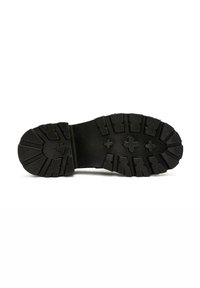 Derimod Plateaupumps - black