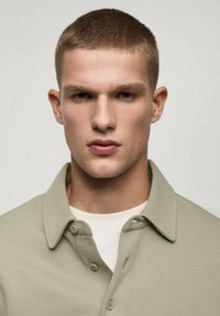 Mango Polo - khaki