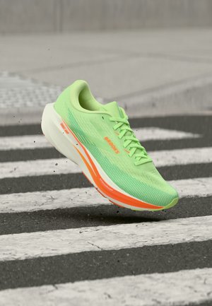 Brooks, GHOST AMP - Chaussures de running sur route - green green shocking orange