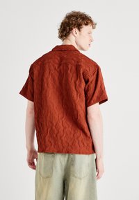 Jack & Jones JORJEFF - Majica - maple syrup