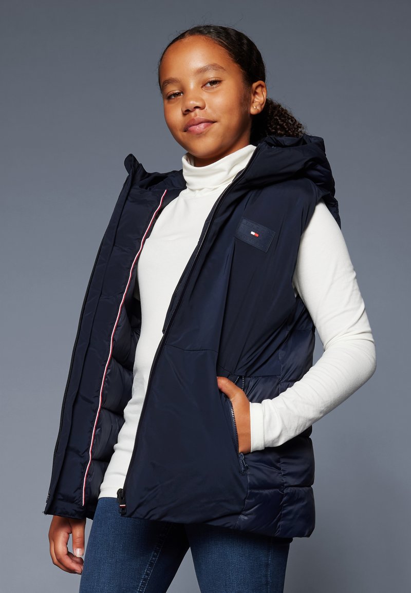 Tommy Hilfiger MIX MEDIA - Veste sans manches - desert sky/bleu marine - ZALANDO.FR
