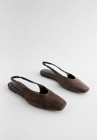 Next FOREVER COMFORT - REGULAR FIT - Takaa avoimet ballerinat - brown