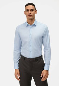 OLYMP Level Five - BODY FIT - Shirt - light blue Thumbnail Image 1