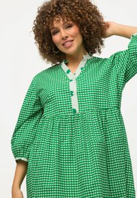Ulla Popken RUFFLED GINGHAM  - Hverdagskjole - green