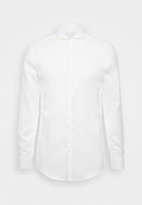 Camicia bianca a maniche lunghe con colletto a punta, chiusura frontale con bottoni e polsini a singolo bottone. Tessuto liscio, vestibilità su misura, senza motivi.