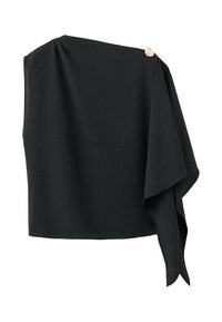 Asymmetrische zwarte stof gedrapeerd met een enkele beige knoopsluiting aan de bovenhoek, wat een gelaagde uitstraling geeft.