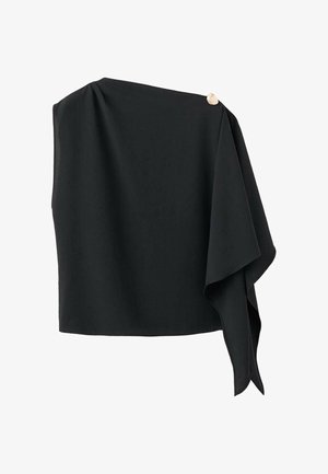 Tessuto nero asimmetrico drappeggiato con un unico bottone beige come chiusura nell'angolo superiore, creando un effetto a strati.