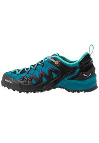 Salewa WILDFIRE EDGE - Hikingsko - malta/vivacious