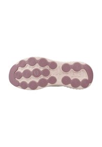Suela del zapato con una base de crema clara y patrones de tracción morados en forma de círculos. El diseño incluye un logotipo y una superficie texturizada para mayor agarre.