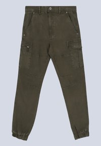 Oliwkowe spodnie bojówki z elastycznymi mankietami, wieloma kieszeniami i zapięciem na guziki. Wykonane z oddychającej tkaniny o gładkiej fakturze.