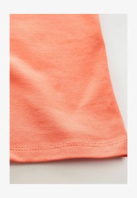 Valitud, orange