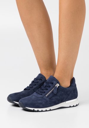 WOMS LACE-UP - Trainers - ocean