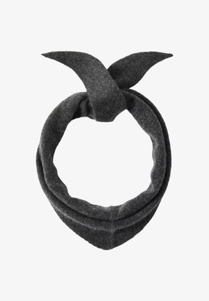 Écharpe grise en forme de triangle, avec un design noué sur le dessus et un tissu à texture lisse, offrant une apparence confortable.