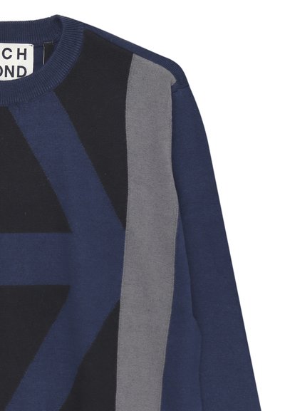 Maglione blu navy con motivo geometrico in blu scuro e grigio, realizzato in tessuto morbido con collo rotondo a coste.