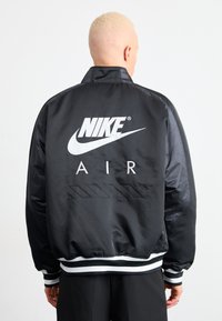 Nike Sportswear VARSITY - Bomber tipa jaka - black/white