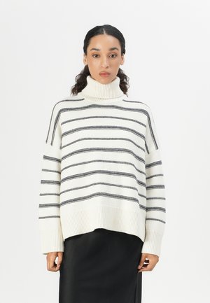 SAKEIKU STRIPE TURTLENECK  - Neule - clear cream