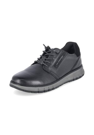 Czarny casualowy but skórzany sznurowany z szarą podeszwą i wyściełanym kołnierzem, z marką "Salamander" na bocznej części.