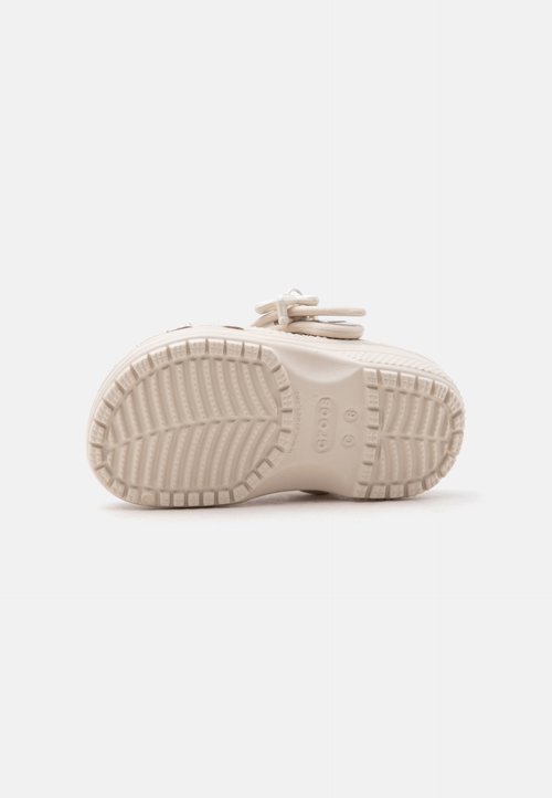 Crocs CLASSIC STAR BUCKLE UNISEX - Slippers - frappe — foto 5