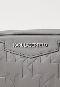 KARL LAGERFELD LOOM CAMERA BAG - Rankinė per petį - grey