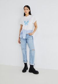 Levi's® Triko s potiskem - bright white