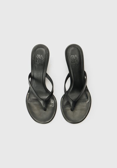 GIABORGHINI THE WEDGE - T-sandali - black
