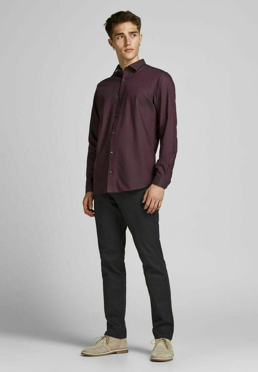Herren SLIM FIT DOBBY - Hemd Herren SLIM FIT DOBBY - Hemd