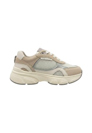 Beige en witte chunky sneaker met meshpanelen, suède accenten, vetersluiting aan de voorkant en dikke, getextureerde zool.