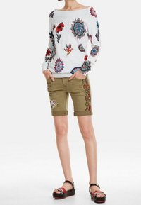 Desigual Sweter