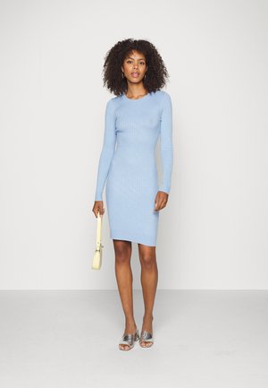 CREW AUSSCHNITT RIPP BASIC BODYCON MINI STRICKKLEID - Shift dress - light blue