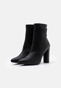 RAID REFORD - Botas clássicas de cano curto - black
