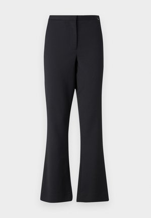 Abercrombie & Fitch, Curve Love Low Rise Tailored Boot Pant - Παντελόνι - black beauty