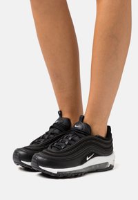 Nike Sportswear - W AIR MAX 97 - Baskets basses - black/white Image miniature 1