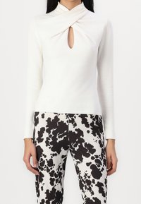 Abercrombie & Fitch Pullover - off-white