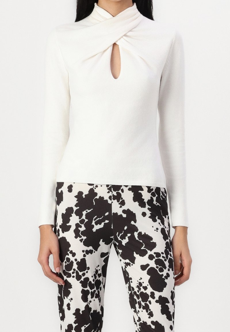 Abercrombie & Fitch Pullover - off-white