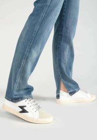 Le Temps Des Cerises MOM TAILLE HAUTE LONGUEUR 34 - Jean droit - bleu