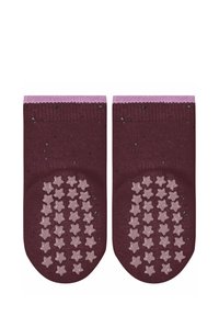 Burgunderfarbene Socken mit einem rosa gerippten Bündchen, das an den Sohle ein rutschfestes Muster aus pinken Sternformen aufweist, aus weichem Stoff mit Sprenkeln gefertigt.