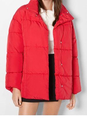 Bershka Abrigo de invierno - red