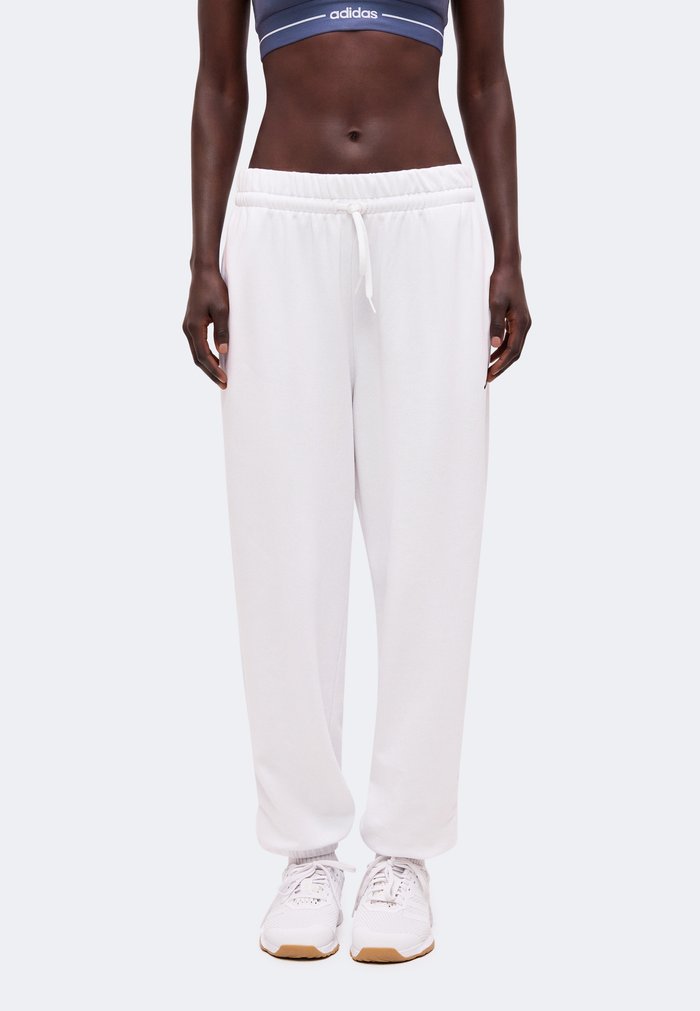 adidas ESSENTIALS SMALL LOGO CUFFED PANTS - Tracksuit bottoms - white