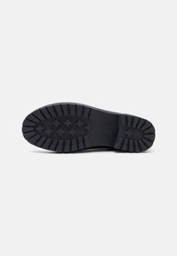 Barbour MALLOW CHELSEA WELLY - Cizme din cauciuc - navy