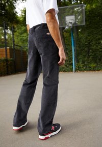 Dickies Tygbyxor - black